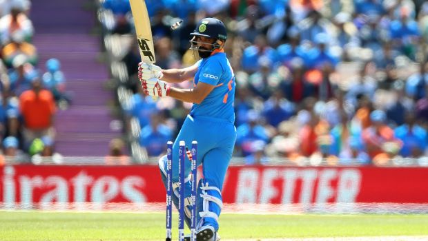 Aus vs Ind 2020: Mohammed Shami will not be an easy bowler to face - Sunil Gavaskar