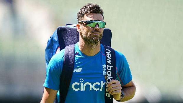 James Anderson, Stuart Broad might not be effective on dry English pitches: Sunil Gavaskar