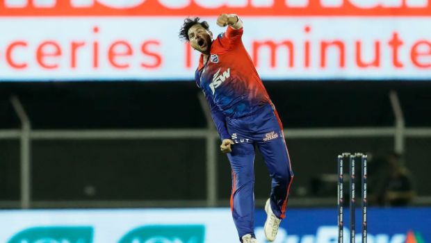 IPL 2022: The fact he is picking up wickets, his chances of playing for India also increases - Sunil Gavaskar on Kuldeep Yadav